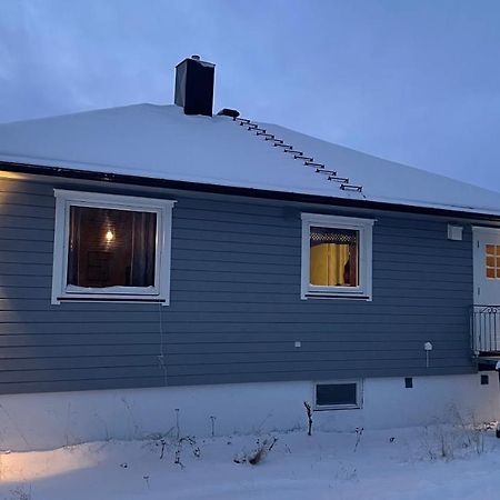 Koselig Hus I Sentrum Av Olderfjord Russenes Zewnętrze zdjęcie